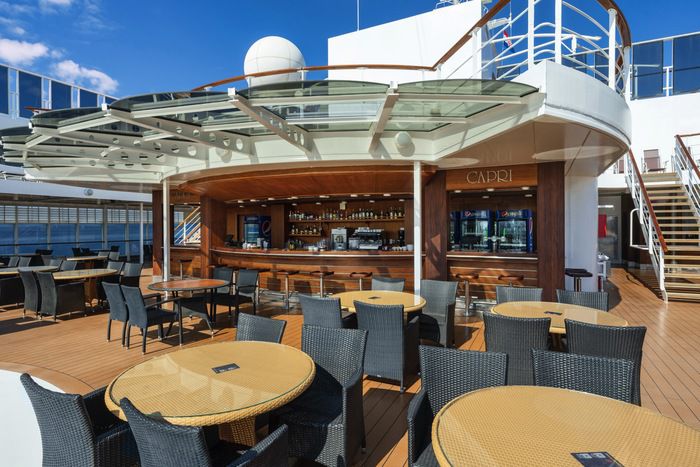 Capri Bar